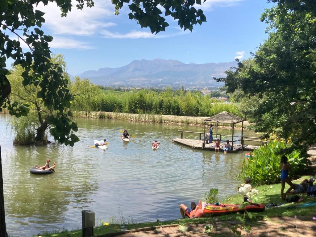 Picardie Guest Farm Paarl Exterior photo