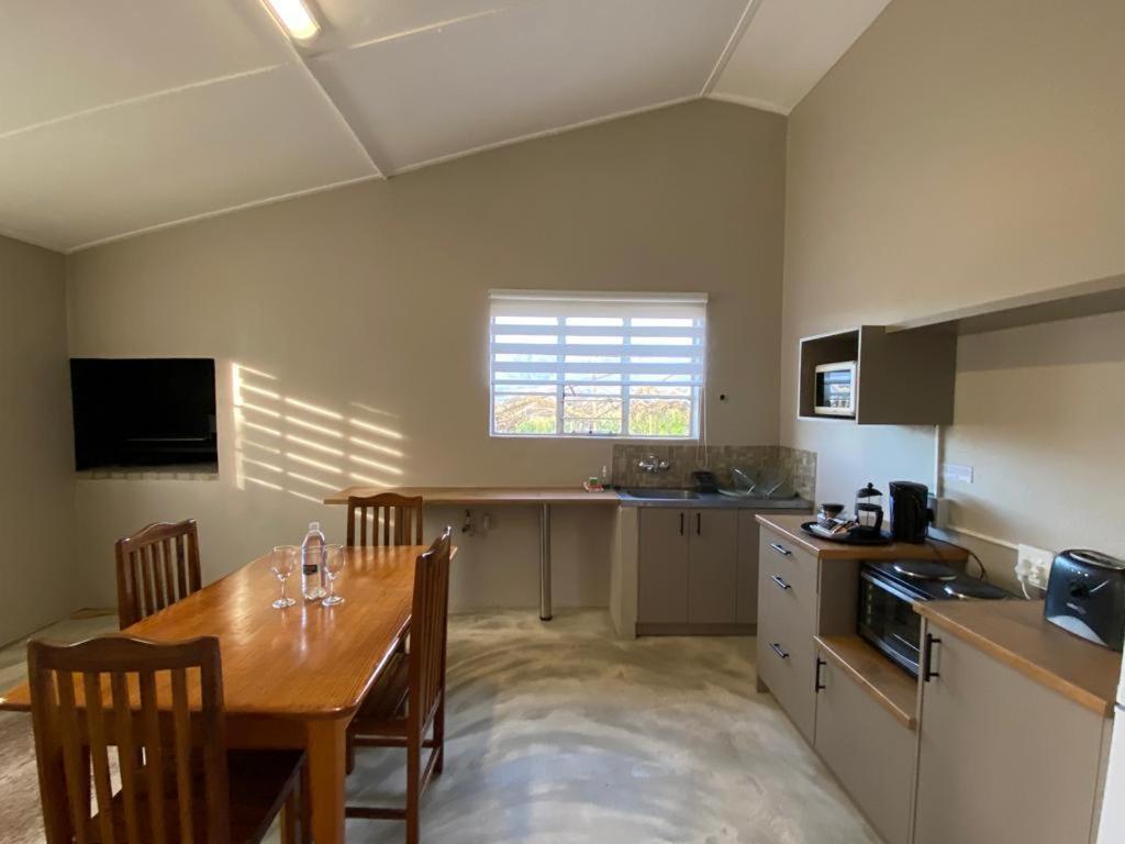 Picardie Guest Farm Paarl Exterior photo